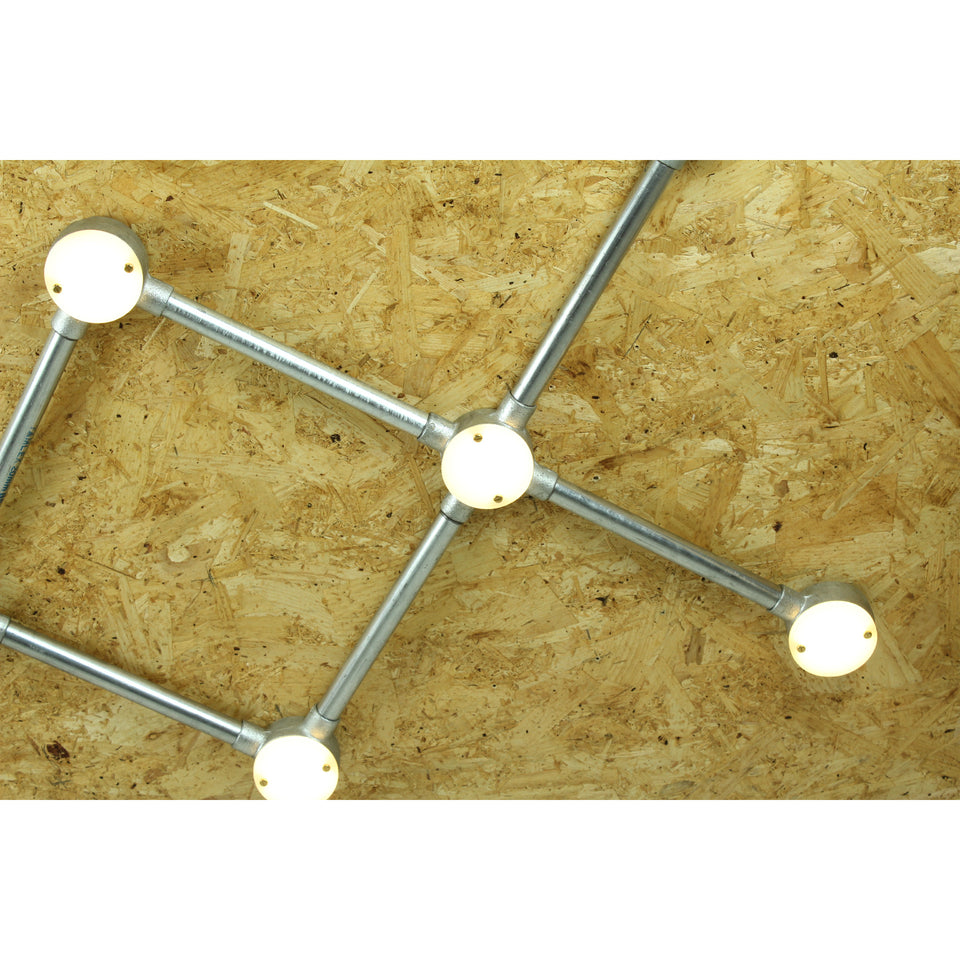 Conduit Dot Fixture X8