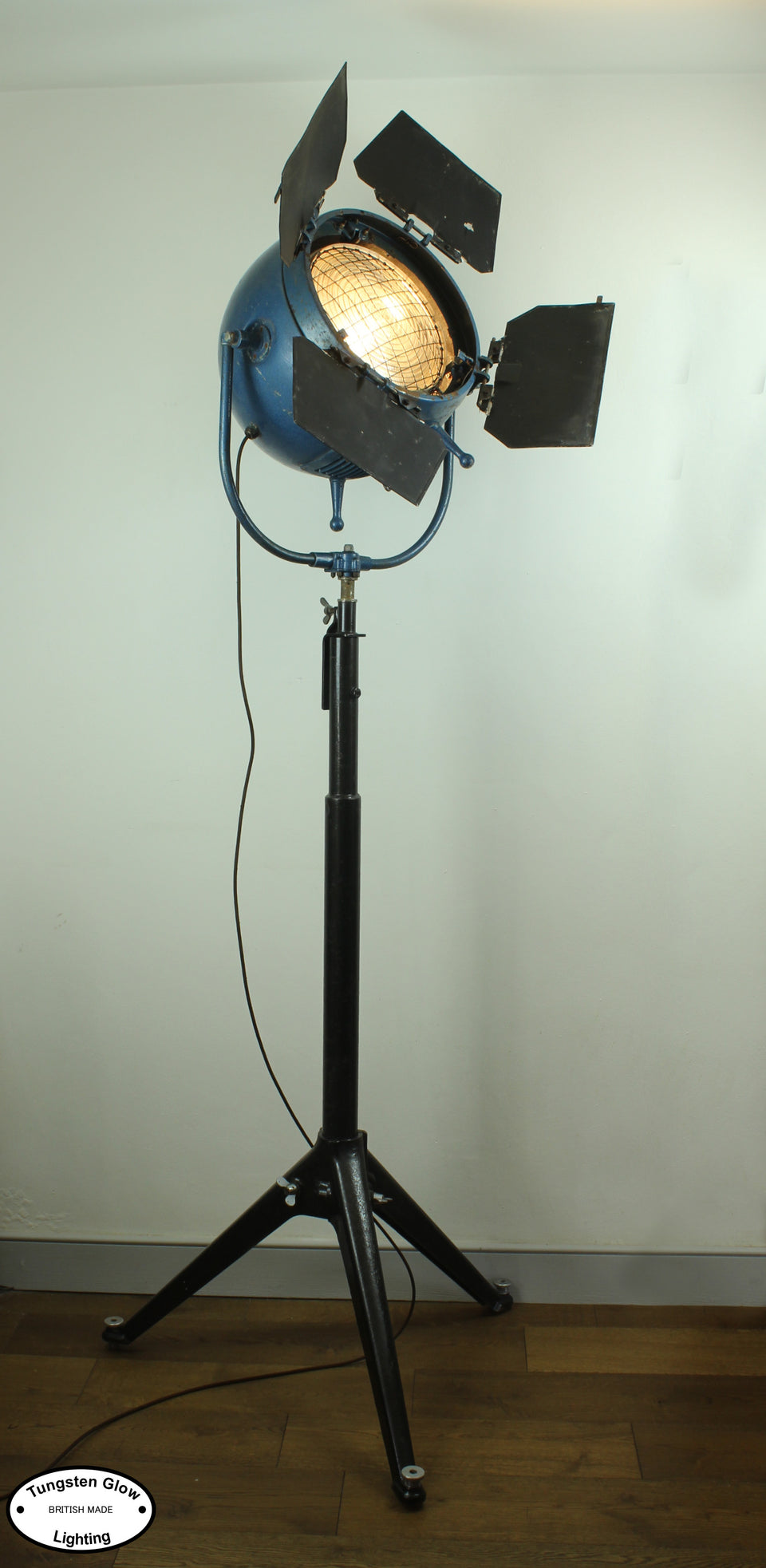 Cast Base Lighting Stand